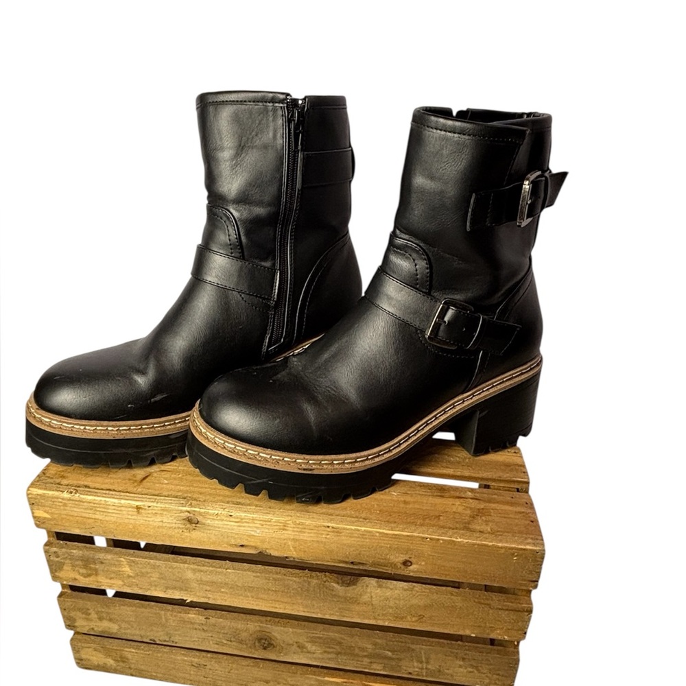 ESPIRIT Black Moto Ankle Boots Lug Sole Buckle Detail Women's Size 10M‎